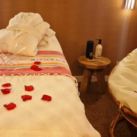Romantique, Jacuzzi & Piece Secrete Centre * Cahors